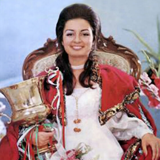 Queen of Persia 1971